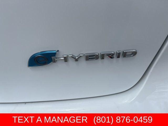 2024 Chrysler Pacifica Hybrid Select