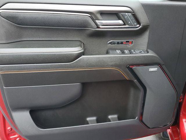 2023 GMC Sierra 1500 4WD Crew Cab Short Box AT4