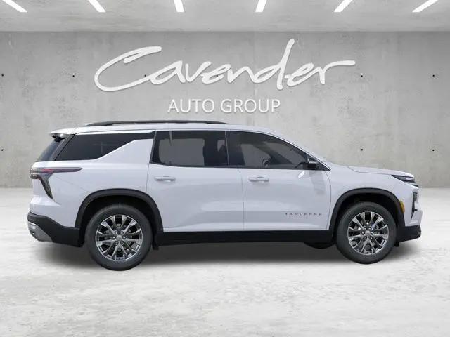 2026 Chevrolet Traverse FWD LT
