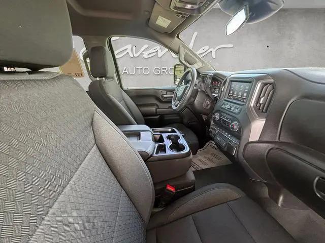 2024 Chevrolet Silverado 2500HD 4WD Crew Cab Standard Bed Custom