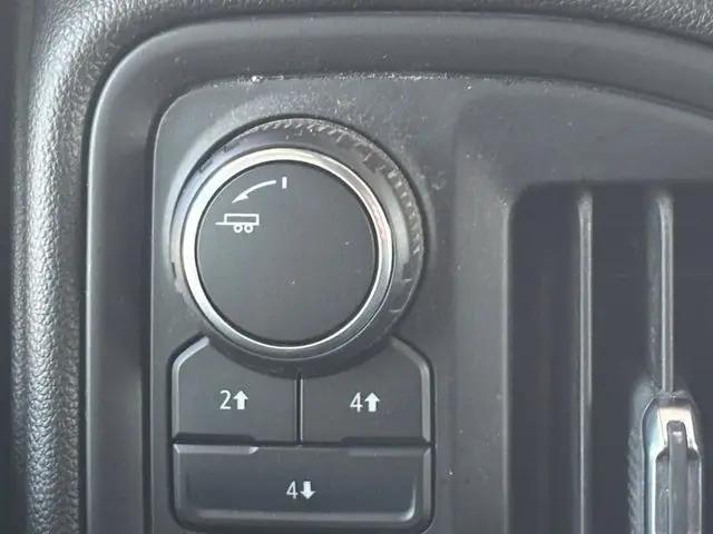 2024 Chevrolet Silverado 2500HD 4WD Crew Cab Standard Bed Custom