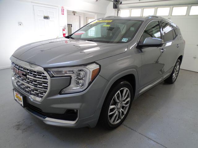2023 GMC Terrain AWD Denali