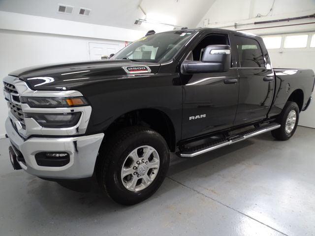 2025 Ram 2500 Big Horn Crew Cab 4x4 6'4" Box