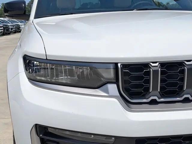 2026 Jeep Grand Cherokee Limited 4x2