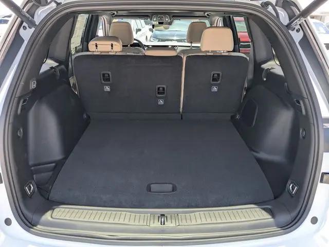 2026 Jeep Grand Cherokee Limited 4x2