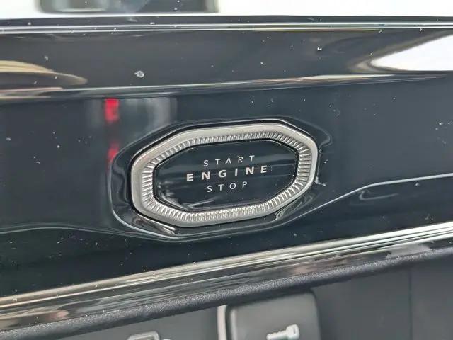 2026 Jeep Grand Cherokee Limited 4x2