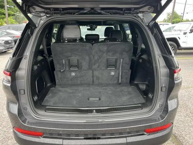 2024 Jeep Grand Cherokee L Limited 4x4