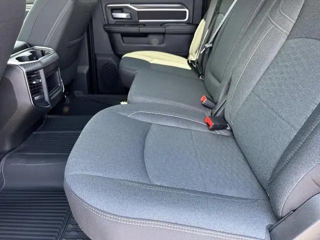 2026 Ram 3500 Big Horn Crew Cab 4x4 64 Box