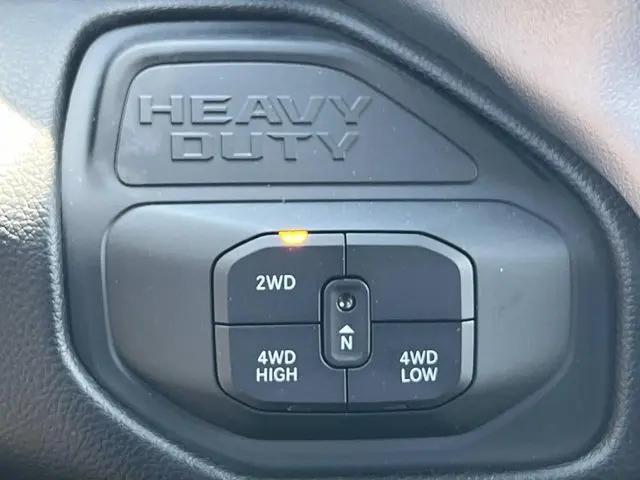 2026 Ram 3500 Big Horn Crew Cab 4x4 64 Box
