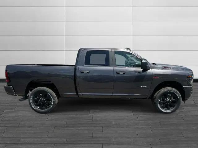 2026 Ram 3500 Big Horn Crew Cab 4x4 64 Box