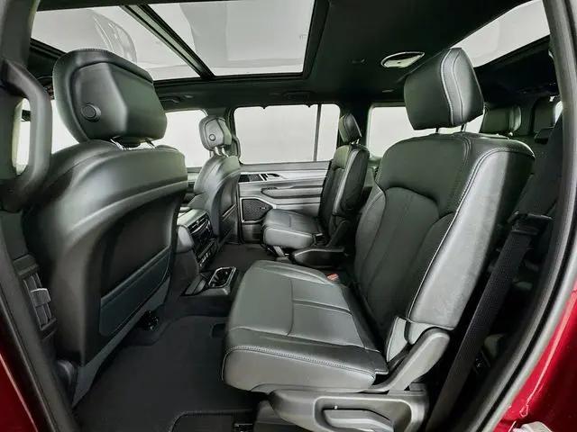 2026 Jeep Grand Wagoneer Limited Altitude 4x4