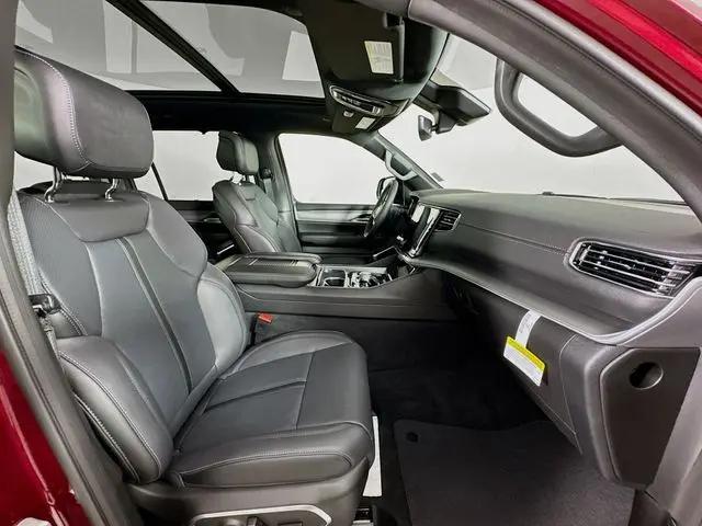 2026 Jeep Grand Wagoneer Limited Altitude 4x4