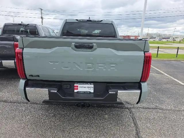 2026 Toyota Tundra SR5 CrewMax 5.5' Bed
