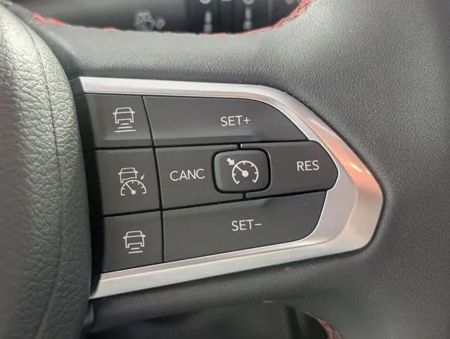2025 Jeep Compass Trailhawk 4x4