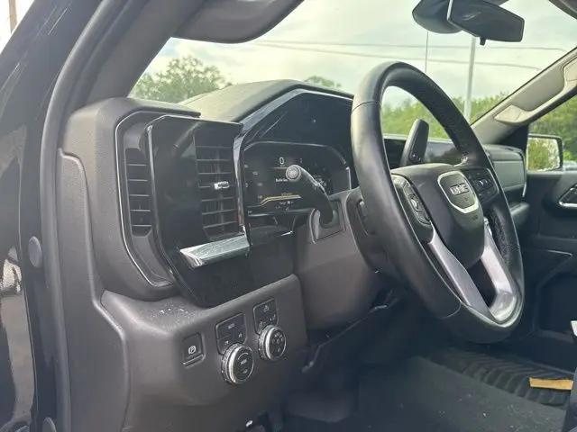 2024 GMC Sierra 1500 4WD Crew Cab Short Box Elevation with 3VL