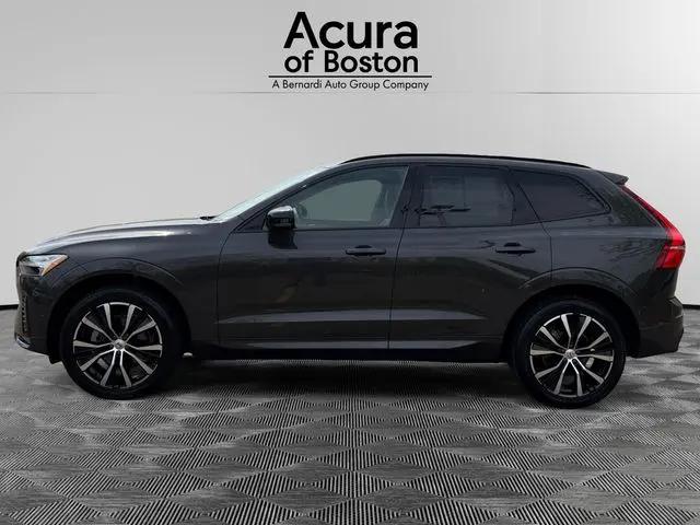 2025 Volvo XC60 B5 Plus