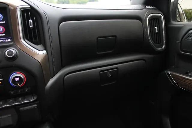2022 Chevrolet Silverado 1500 4WD Crew Cab Short Bed High Country