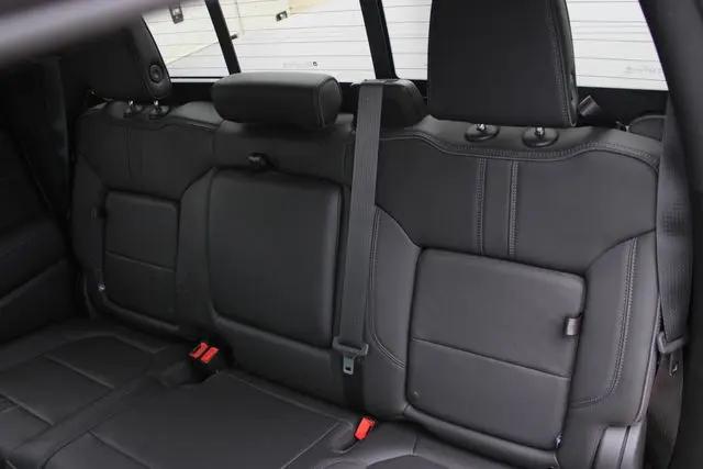 2022 Chevrolet Silverado 1500 4WD Crew Cab Short Bed High Country