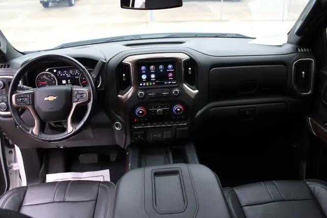 2022 Chevrolet Silverado 1500 4WD Crew Cab Short Bed High Country