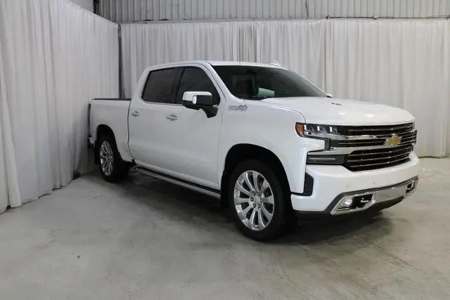 2022 Chevrolet Silverado 1500 4WD Crew Cab Short Bed High Country