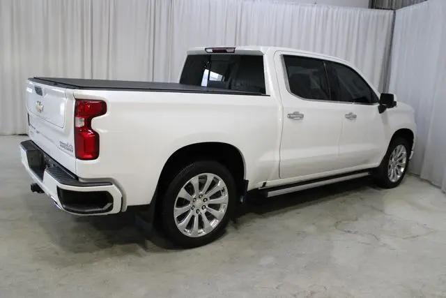 2022 Chevrolet Silverado 1500 4WD Crew Cab Short Bed High Country