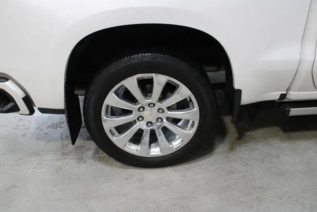 2022 Chevrolet Silverado 1500 4WD Crew Cab Short Bed High Country