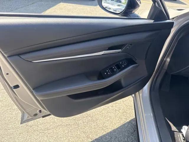 2025 Mazda Mazda3 2.5 S Select Sport