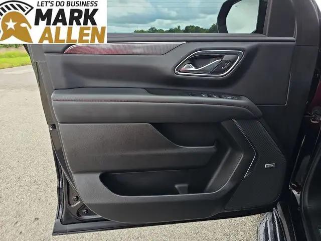 2023 Chevrolet Tahoe 4WD RST