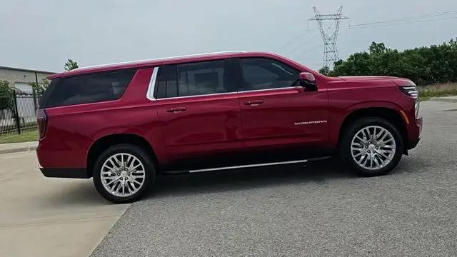2026 Chevrolet Suburban LS, 4WD