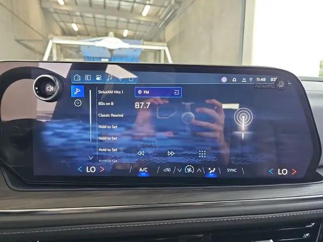 2026 Chevrolet Suburban LS, 4WD