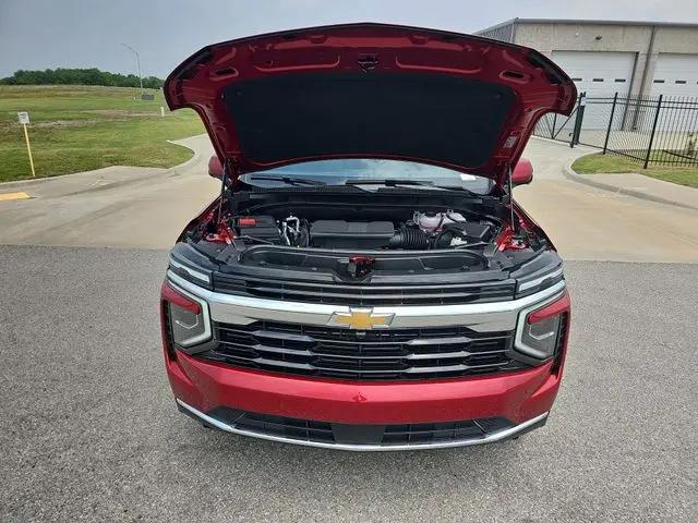 2026 Chevrolet Suburban LS, 4WD