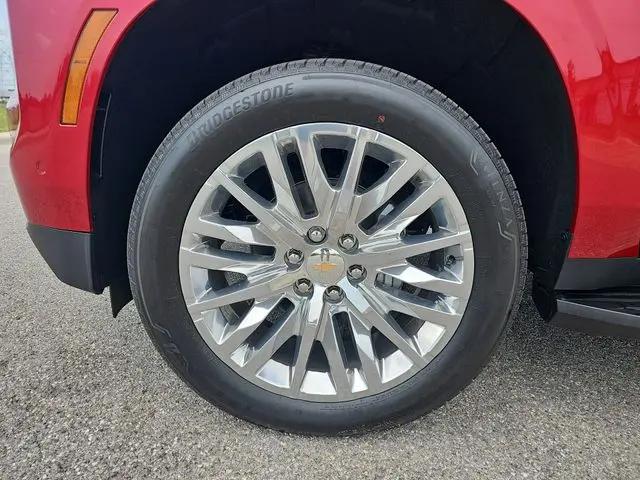 2026 Chevrolet Suburban LS, 4WD