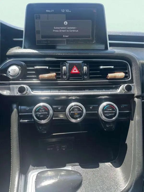 2020 Genesis G70 2.0T RWD