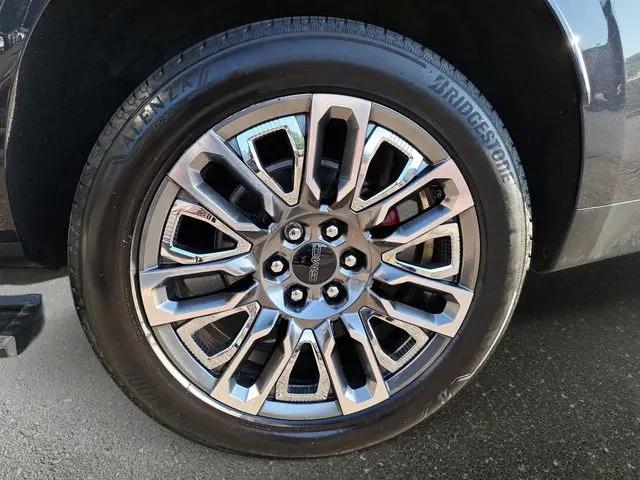 2023 GMC Yukon 4WD Denali Ultimate