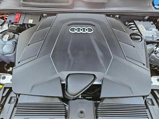 2023 Audi Q8 Premium 55 TFSI quattro Tiptronic