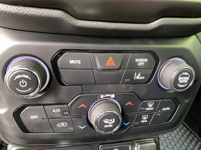 2023 Jeep Renegade Latitude 4x4