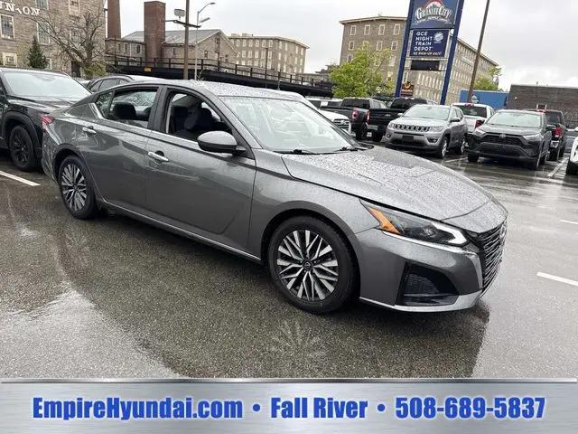 2023 Nissan Altima SV FWD