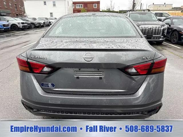 2023 Nissan Altima SV FWD