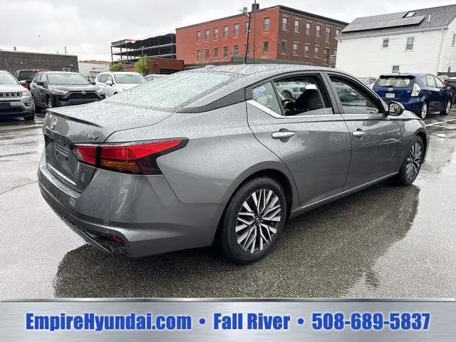 2023 Nissan Altima SV FWD