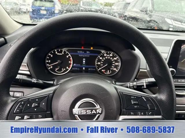 2023 Nissan Altima SV FWD