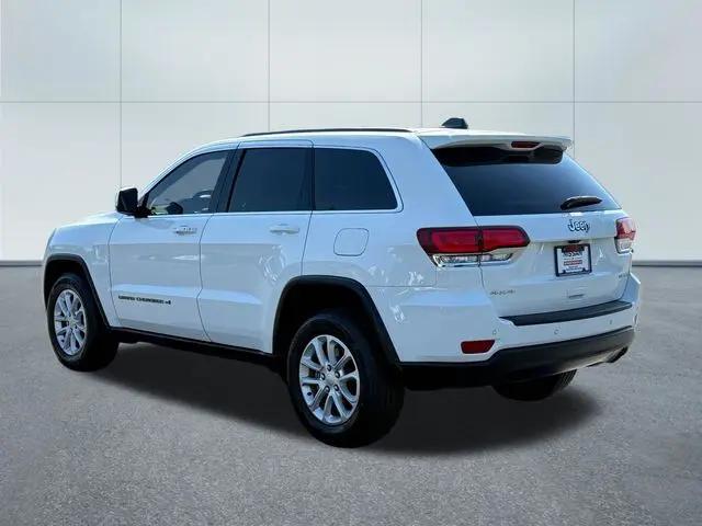 2022 Jeep Grand Cherokee Laredo E 4x4