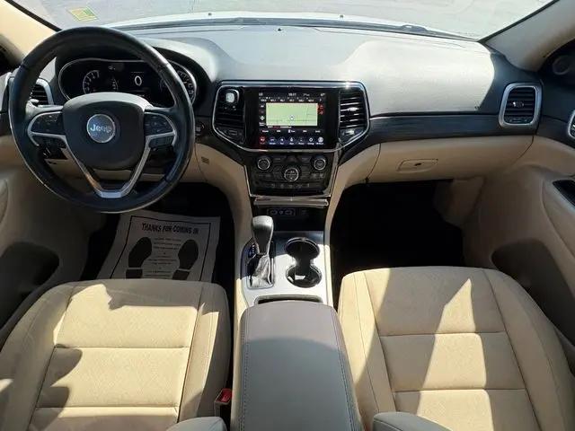 2022 Jeep Grand Cherokee Laredo E 4x4