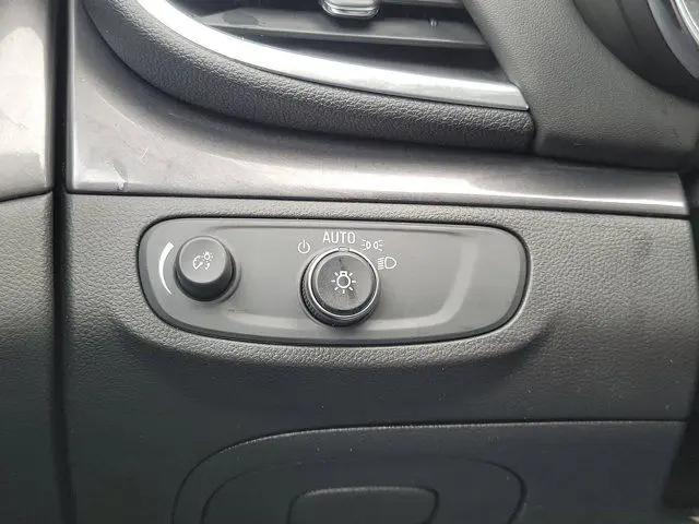 2022 Buick Encore FWD Preferred