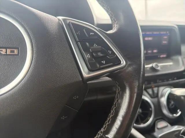 2020 Chevrolet Camaro RWD Convertible 1LT