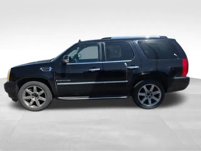 2008 Cadillac Escalade Standard