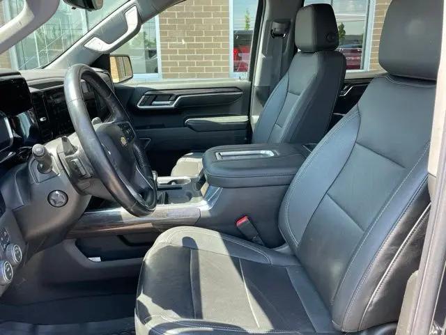 2022 Chevrolet Silverado 1500 4WD Crew Cab Short Bed LTZ