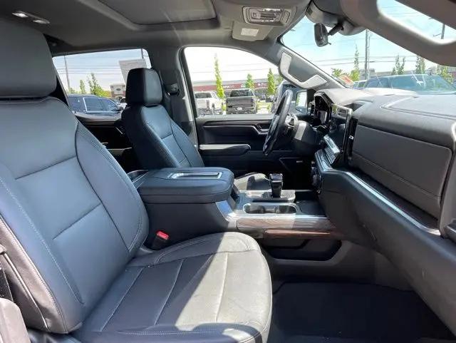 2022 Chevrolet Silverado 1500 4WD Crew Cab Short Bed LTZ