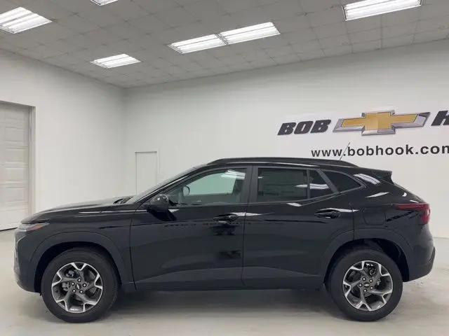 2026 Chevrolet Trax FWD LT