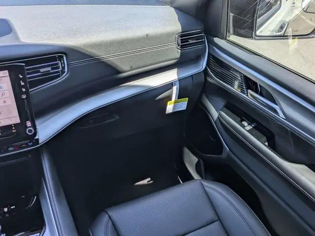 2026 Jeep Grand Wagoneer Limited Altitude 4x4