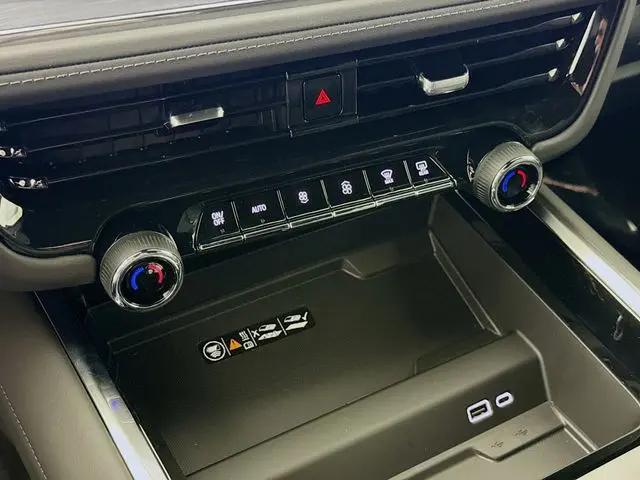 2026 Chevrolet Tahoe 4WD LT